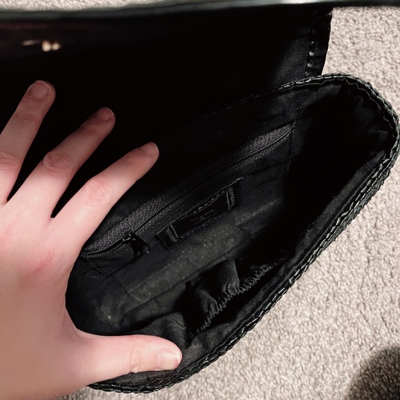 Gold and Black Woven Flap Bag on Chain - Picture 5 of 5